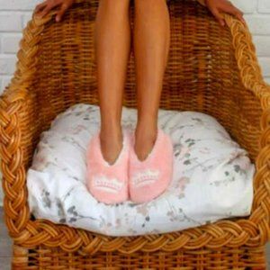 Tis Good to be Queen Footsie Slippers